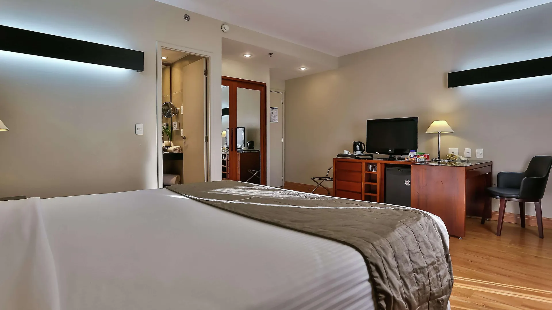Double Tree By Hilton Sao Paulo Itaim Hotel 5*,  Brazil